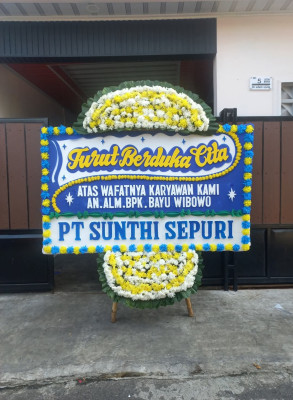 Papan Bunga Duka di Juli